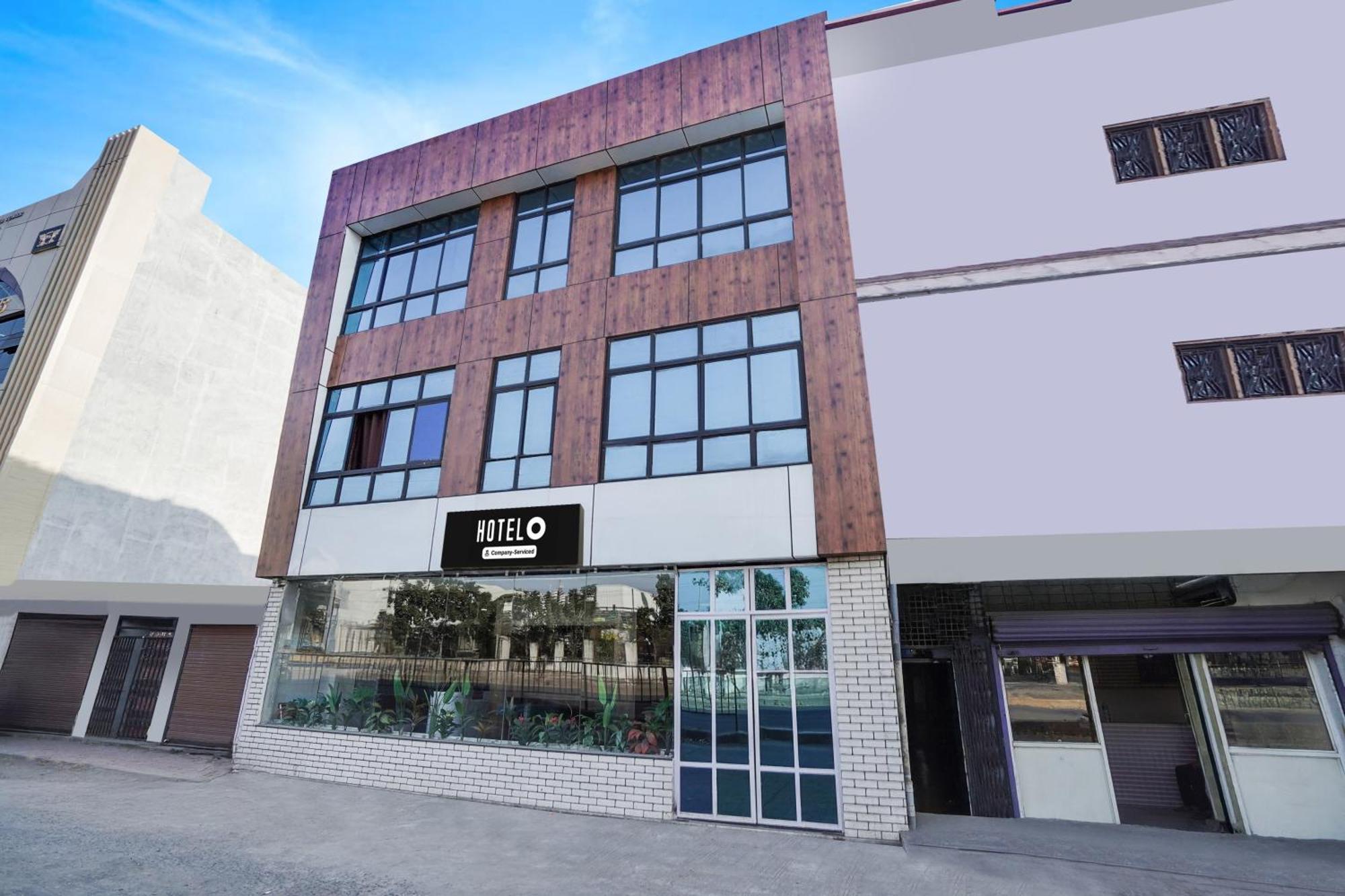Super Hotel O Pithampur Formerly Ganga Residency Akolia Exterior photo