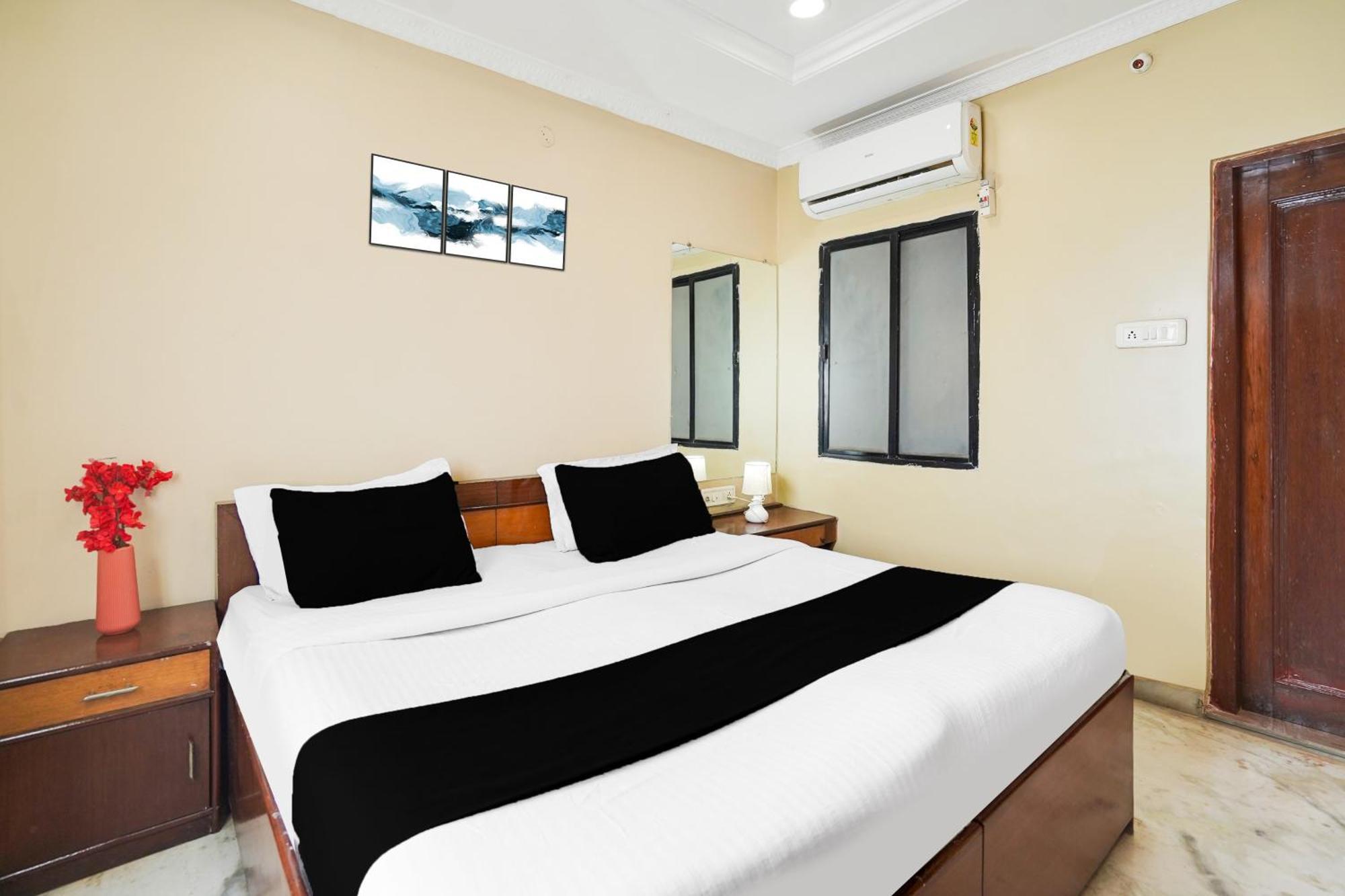 Super Hotel O Pithampur Formerly Ganga Residency Akolia Exterior photo