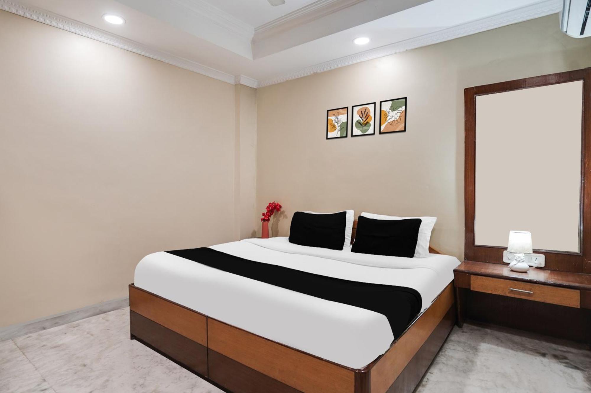 Super Hotel O Pithampur Formerly Ganga Residency Akolia Exterior photo